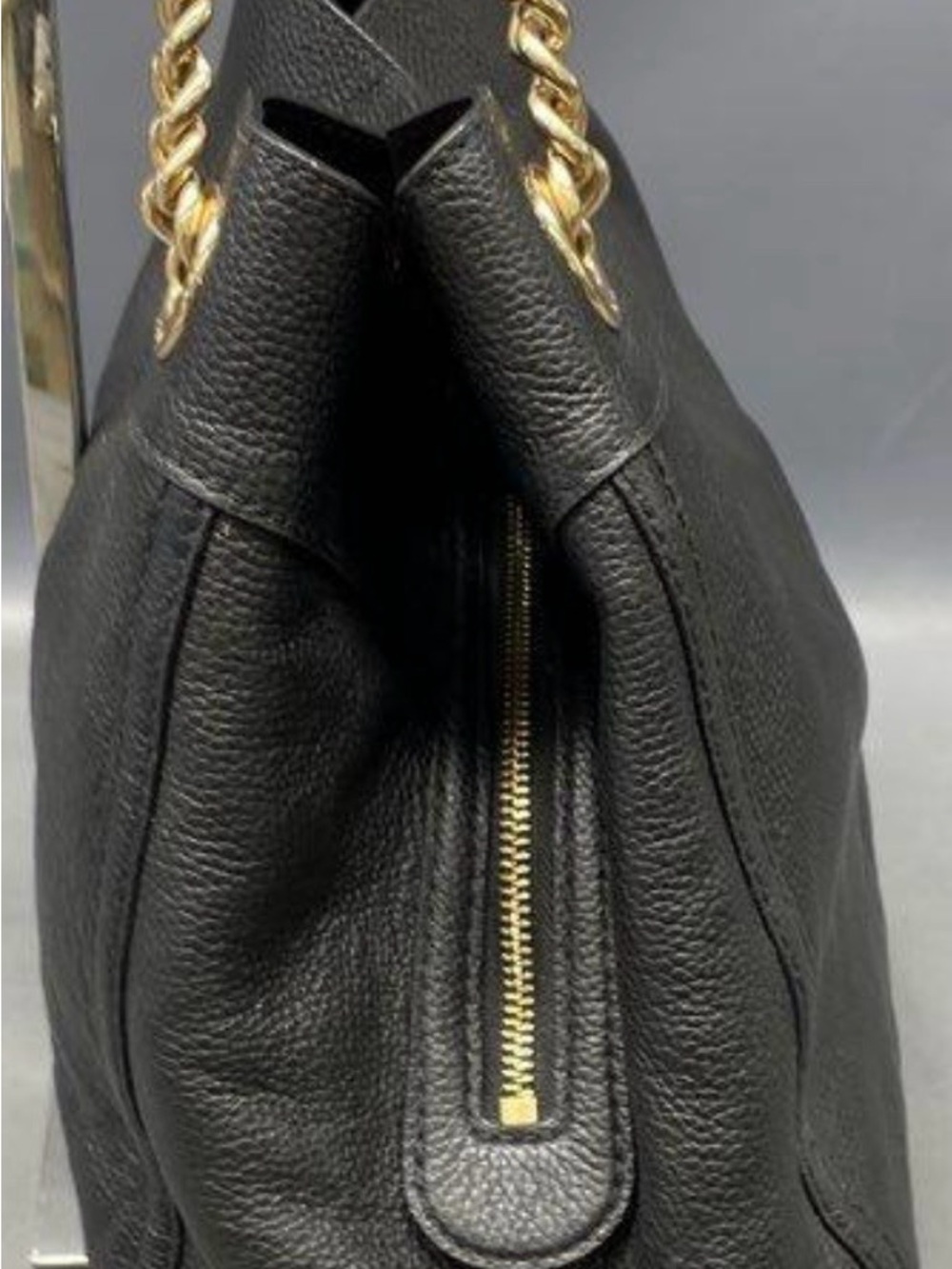 Coach Black Pebbled Leather Shoulder Bag with Gold Hardware - Picture 3 of 16